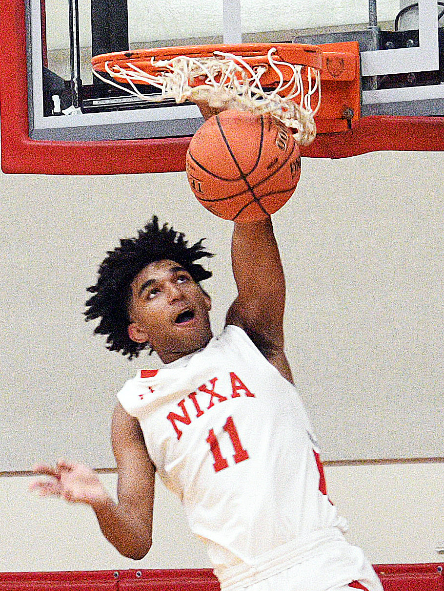 Nixa basketball highlights — Seasonopening 6763 triumph over